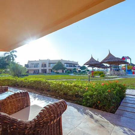 Jolie Ville Hotel & Spa Kings Island Luxor Exterior foto