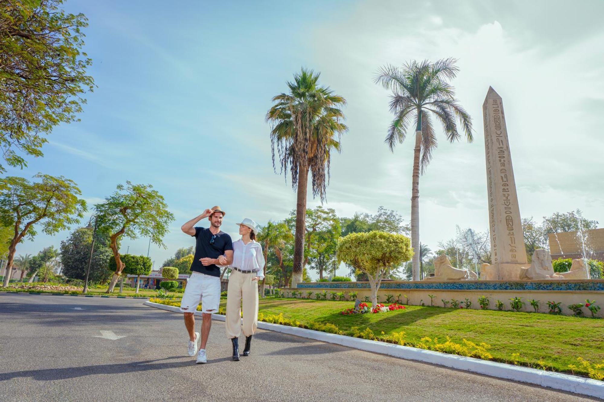 منتجع وسبا جولي فيل جزيرة الملوك الأقصر